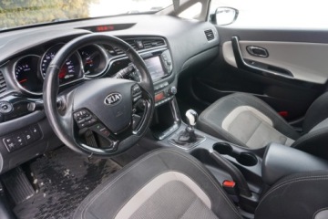 Kia Ceed II Hatchback 5d Facelifting 1.6 GDI 135KM 2016 Kia Ceed 1rej.2017 Tempomat Czuj.park Czuj. zmierzchu i deszczu FV23, zdjęcie 7