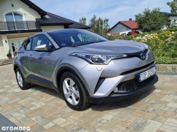 Toyota C-HR I Crossover 1.8 Hybrid 122KM 2019 Toyota C-HR Toyota C-HR 1.8 Hybryda 122KM, zdjęcie 14