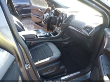 Ford Edge II 2021 Ford Edge St-Line 2021 2.0 Benzyna 250KM, zdjęcie 9