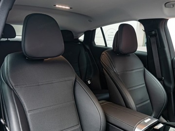 Mercedes GLC C254/X254 2025 GLC Coupe 200 d 4-Matic Avantgarde 2.0 (163KM) 2025, zdjęcie 7