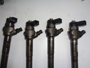 VW GOLF VII PASSAT B8 OCTAVIA III WTRYSK WTRYSKI 1.6 TDI