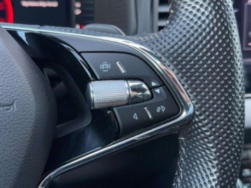 Skoda Karoq Crossover Facelifting 2.0 TDI SCR 150KM 2022 Skoda Karoq LED Matrix ACC Grzane fotele i szyba przednia Kamera AC 3-stre, zdjęcie 19