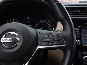 Nissan X-Trail III Terenowy Facelifting 1.7 dCi 150KM 2019 Nissan X-Trail 1.7 dCi, Salon Polska, Serwis ASO, zdjęcie 16