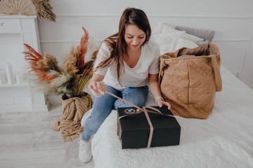 Лайет для новорожденного в роддом.Подарок будущей маме на детский праздник.