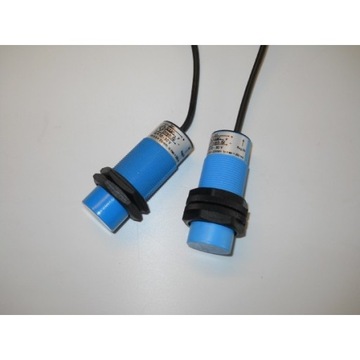 Czujnik zbliżeniowy sensor R25