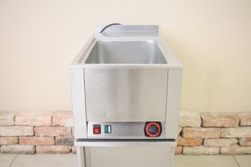 Bemar elektryczny GN 1/1 1120 Redfox + PODSTAWA