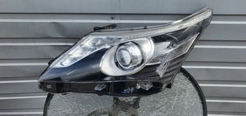 TOYOTA AVENSIS T27 LIFT LAMPA LEWY PRZÓD XENON