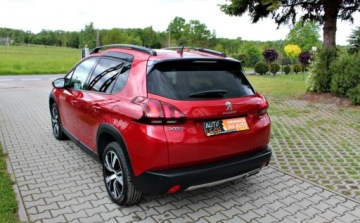 Peugeot 2008 I SUV Facelifting 1.2 PureTech 110KM 2019 Peugeot 2008 1.2 i Gt-line Navi Kamera 1 rok gwarancji 1.2 Benzyna, zdjęcie 6