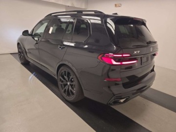 BMW X7 2026 BMW X7 xDrive40i 2026 3.0 Benzyna 375KM, zdjęcie 1