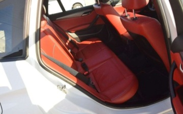 BMW X1 E84 Crossover Facelifting sDrive 20d 184KM 2014 BMW X1 2.0D M-Pakiet Navi Bial Perla 2 KPL Alufelg Sprowadzony 2.0, zdjęcie 23