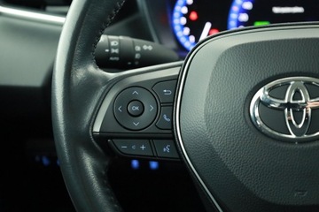 Toyota Corolla XII Sedan 1.8 Hybrid 122KM 2022 Toyota Corolla 1.8 Hybrid, Salon Polska, zdjęcie 16