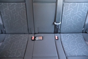 Peugeot 2008 I SUV Facelifting 1.2 PureTech 130KM 2016 Peugeot 2008 1.2 PureTech, Salon Polska, zdjęcie 9