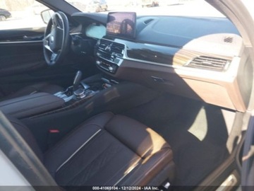 BMW Seria 5 G30-G31 2022 BMW Seria 5 2022r., 4x4, 2.0L 2.0 Benzyna 248KM, zdjęcie 8