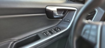 Volvo XC60 I SUV Facelifting 2.0 D3 DRIVE-E 150KM 2015 VOLVO XC60 SUMMUM! Super stan!, zdjęcie 24