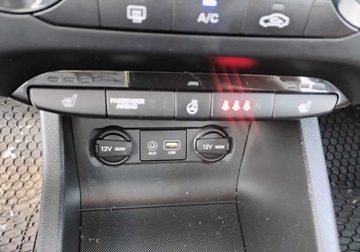 Hyundai i20 II 2015 Hyundai i20 2015r, 1.2 Benzyna. Uszkodzony przod. 1.2 Benzyna 80KM, zdjęcie 14