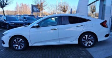 Honda Civic X Sedan 4d Facelifting 1.5 VTEC TURBO 182KM 2020 Honda Civic Honda Civic 1.5T Elegance Dealer Honda Karlik Poznan, zdjęcie 3