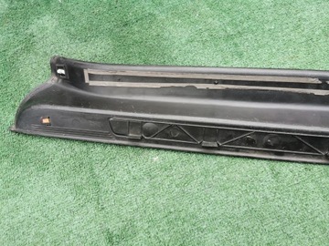 AUDI TT II 2 LEVÝ PŘEDNÍ LIŠTA PRAHU VRSTVA