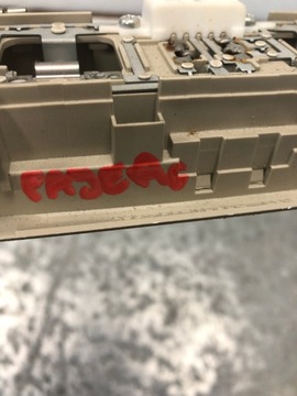 LAMPA POLSTROVÁNÍ MITSUBISHI PAJERO IV MR962020ZZ