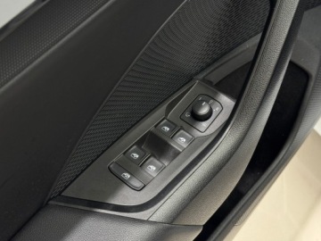 Skoda Octavia IV Kombi 2.0 TDI 115KM 2022 Skoda Octavia Ambition / LED / Kamera cofania / Ca, zdjęcie 18