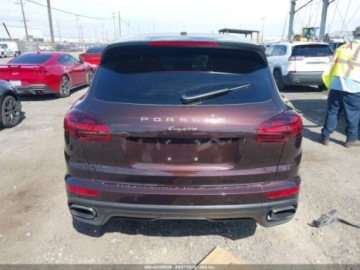 Porsche Cayenne III 2018 Porsche Cayenne Platinum Edition 2018 3.6l 3.6 Benzyna 300KM, zdjęcie 4