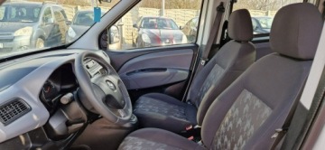 Opel Combo D Tour 1.6 CDTI 105KM 2014 Opel Combo Tour 1.6 CDTI, zdjęcie 17