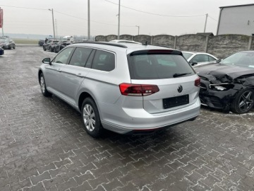 Volkswagen Passat B8 Variant Facelifting 2.0 TDI SCR 150KM 2020 Volkswagen Passat Variant Automat Podgrzewanie, zdjęcie 1