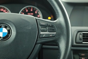 BMW Seria 5 F10-F11 Touring 528i 245KM 2012 BMW 5 528i xDrive, 4X4, Automat, Skóra, Navi, zdjęcie 20