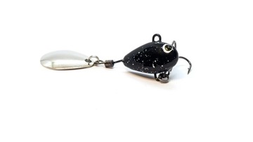 Przynęta Wirujący ogonek “Hurricane” 21g Black