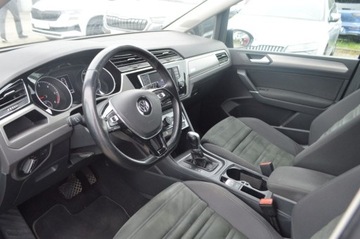 Volkswagen Touran III 1.6 TDI 110KM 2016 Volkswagen Touran 1.6 TDI BMT Comfortline, Serwis ASO, FV VAT MARZA 1.6, zdjęcie 5