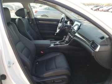 Honda 2022 Honda Accord HONDA ACCORD SPORT SE, 2022r., 1.5L, po gradobiciu 1.5 Benzyna, zdjęcie 5