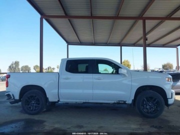 Chevrolet Silverado II 2022 Chevrolet Silverado 1500 ltd short bed custom, 2022r., 4x4, 2.7L 2.7 310KM, zdjęcie 4