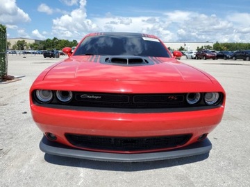 Dodge Challenger III 2020 Dodge Challenger rt scat pack, 2020r., 6.4L 6.4 Benzyna 485KM, zdjęcie 4
