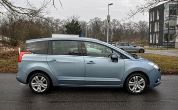 Peugeot 5008 I Minivan 1.6 THP 156KM 2010 Peugeot 5008 Bezwypadkowy 159 tys. km Head Up 1.6 Benzyna 156KM, zdjęcie 4