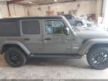 Jeep Wrangler IV 2021 Jeep Wrangler 4XE Unlimited Sahara 2021 2.0l 2.0 Hybryda 270KM, zdjęcie 6