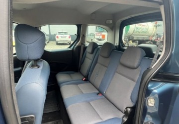 Citroen Berlingo II 2009 Citroen Berlingo 1.6 Benzyna 5 Osob, Klimatyzacja Elektryczne szyby Radio, zdjęcie 10