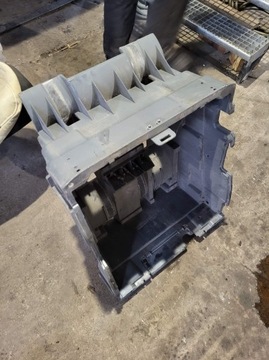 Mercedes Actros MP4 skrzynka na Akumlatory