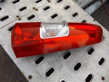 VOLVO V70 XC70 LAMPA TYŁ PRAWA LIFT 04- 07 EUROPA