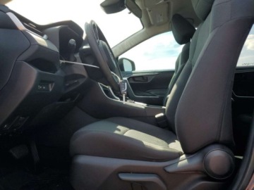 Toyota RAV4 V 2021 Toyota RAV4 2021 TOYOTA RAV4 LE 2.5 Hybryda 176KM, zdjęcie 7