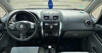 Suzuki SX4 I Sedan 1.6 VVT 120KM 2010 Suzuki SX4 1.6B 120KM zadbany dobrze utrzymany 1.6 Benzyna 120KM, zdjęcie 6