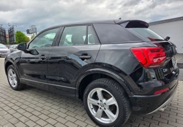 Audi Q2 SUV 1.5 35 TFSI 150KM 2019 Audi Q2 1.5tfsi 150KM S tron FULL LED El.Klapa Parktron Grz.Fotele Oplaty, zdjęcie 3