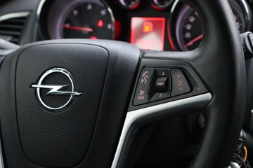 Opel Astra J Sports Tourer 1.7 CDTI ECOTEC 125KM 2011 Opel Astra 1.7 CDTI, Navi, Xenon, Klima, zdjęcie 15