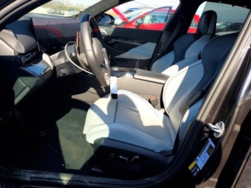 BMW Seria 5 G90-91 2025 BMW M5 2025. 4.4 Hybryda Plug-in 717KM, zdjęcie 7