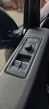 Volkswagen Multivan T6 2019 Volkswagen Multivan 2.0 TDI 199KM 4Motion DSG Salon PL El. otwierane drz, zdjęcie 31
