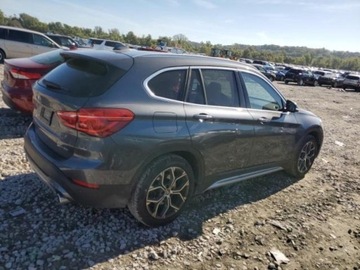 BMW X1 U11 2022 BMW X1 2022, 2.0L, 4x4, po gradobiciu 2.0 Benzyna 228KM, zdjęcie 3