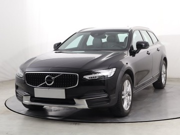 Volvo V90 II Kombi 2.0 D4 190KM 2018 Volvo V90 Cross Country D4 2.0 AWD, Serwis ASO, zdjęcie 1