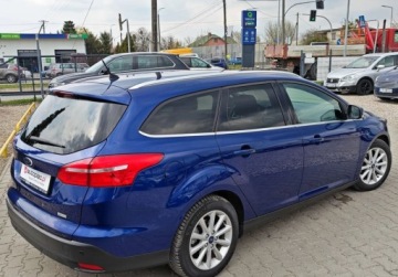 Ford Focus III Kombi Facelifting 1.0 EcoBoost 125KM 2016 Ford Focus SW swiezo sprowadzone, zarejestrowane Benzyna 125KM, zdjęcie 6