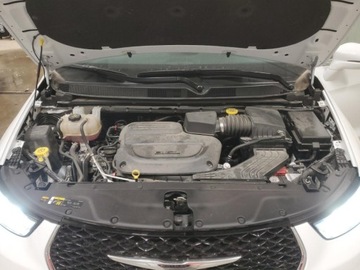 Chrysler Pacifica II 2022 Chrysler Pacifica Touring L 2022 3.6l 3.6 Benzyna 287KM, zdjęcie 6