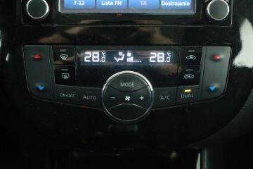 Nissan Pulsar 1.2 DIG-T 115KM 2014 Nissan Pulsar 1.2 DIG-T, Navi, Klima, Klimatronic, zdjęcie 12