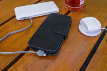 Фиксированный кожаный чехол ProFIT для iPhone 12/12 Pro Black