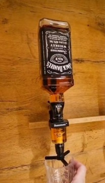 Подставка настенный держатель + дозатор JACK DANIELS другие
